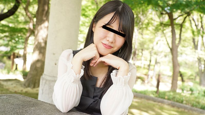 【无码】新人女优五月あおい初次拍摄紧张发抖,处女作直接内射破处!番号10musume_102222_01